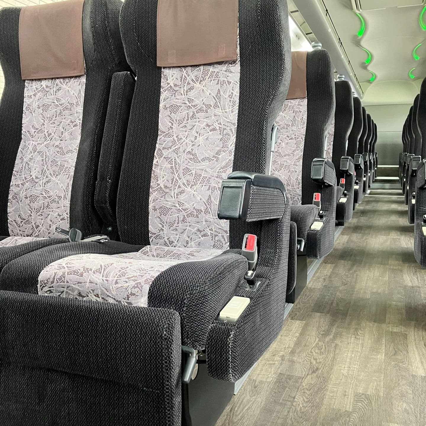 神立観光の36名乗りのバスの内部の画像